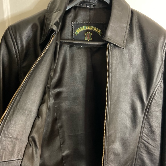 Black genuine leather jacket - Picture 4 of 6